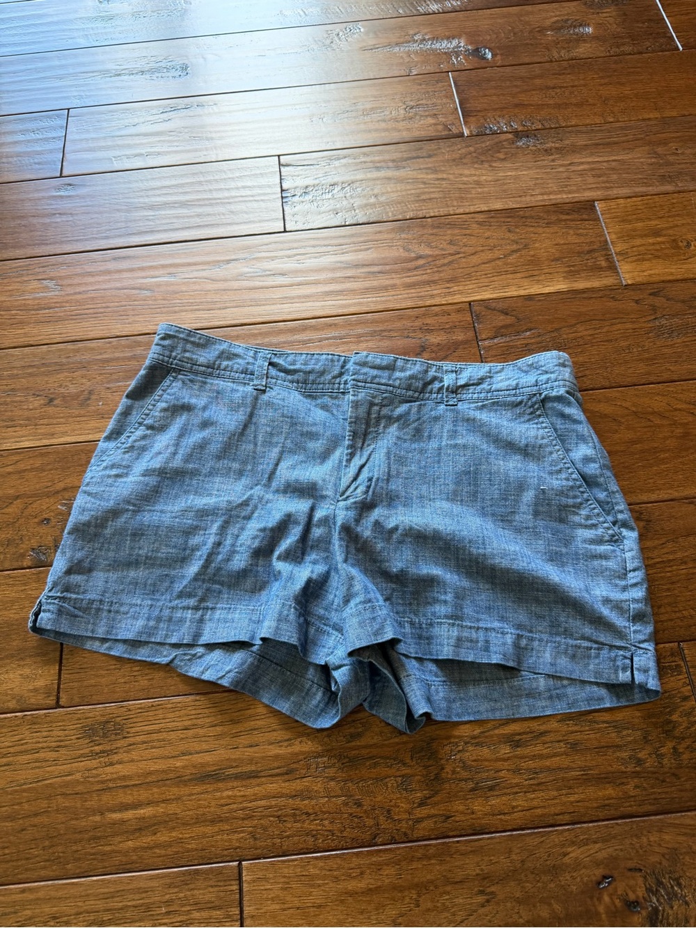 Women's Chambray Casual Shorts in Light Blue
